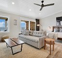 KureLighthouseInnRoom8-14